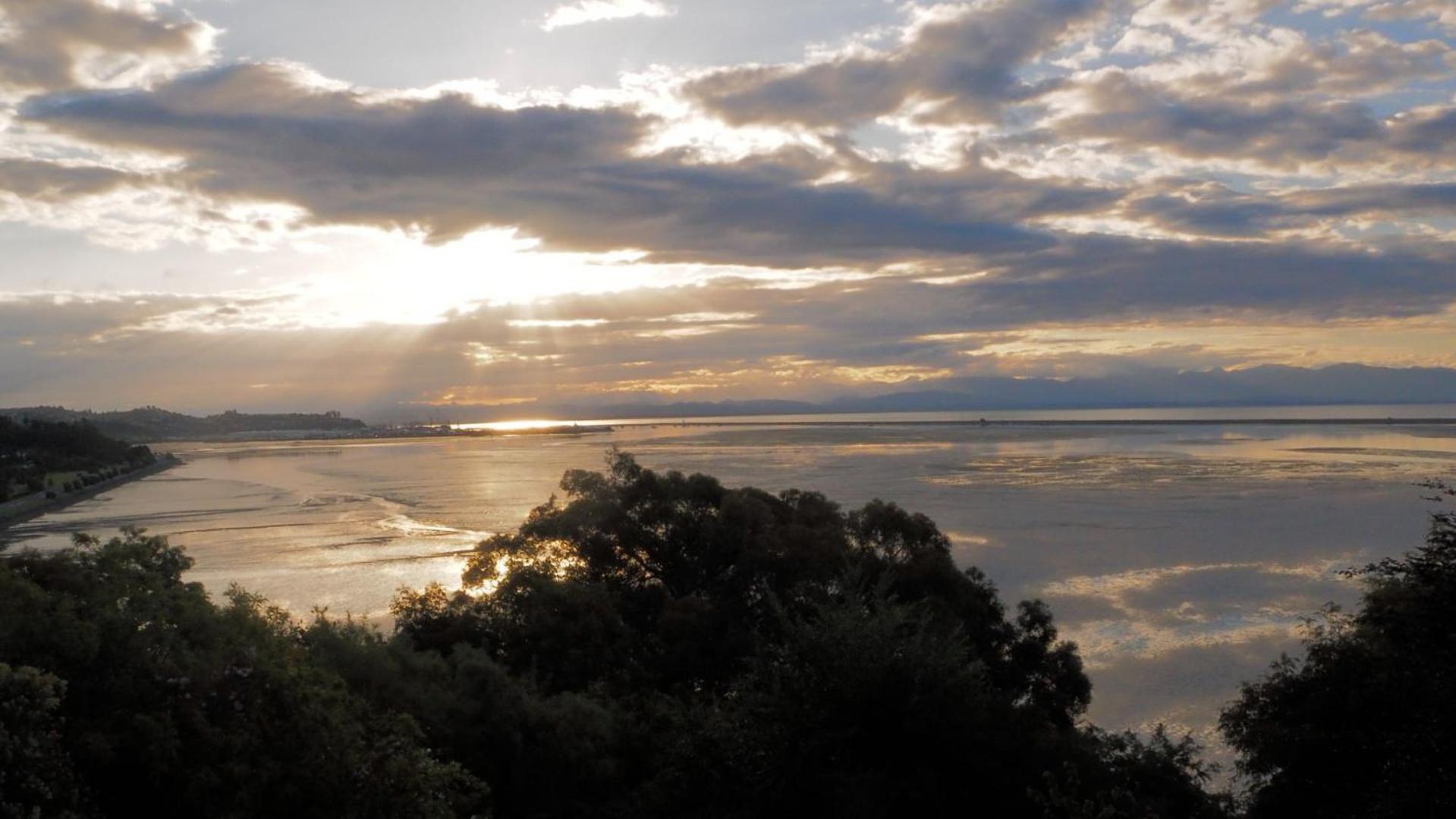 Sunset Haven In Nelson Villa Buitenkant foto